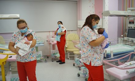 La doar un an de la inaugurarea primului Centru de Fertilitate și FIV REGINA MARIA din Cluj s-a născut primul copil prin procedura de reproducere asistată
