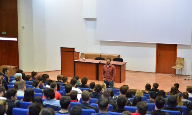 Universitatea Ovidius din Constanța: Noi oportunități de internship și cursuri facultative pentru studenții din domeniul IT